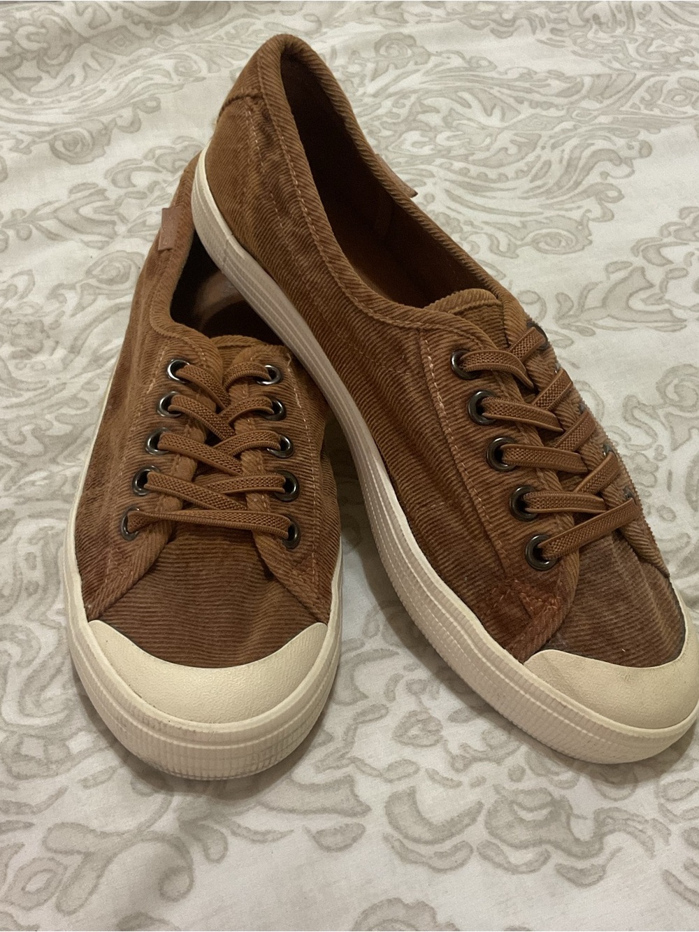 Rocket Dog Brown Corduroy Slip On Sneakers Size 7